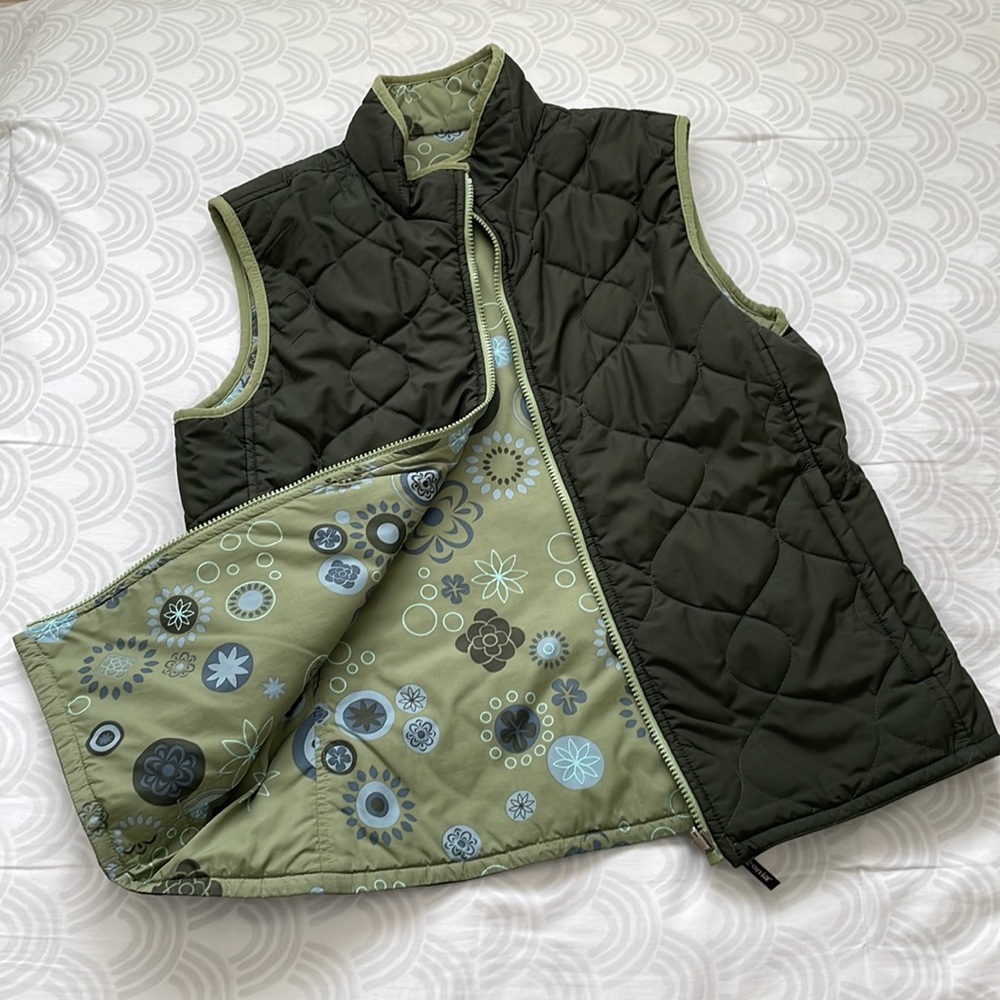 Retro Patagonia Reversible Vest - Women’s Size Medium